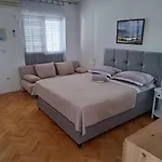 R&b Radalj Appartement Makarska