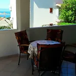 R&b Radalj * Makarska