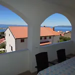 R&b Radalj Apartment