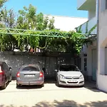 R&b Radalj Apartment