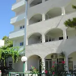R&b Radalj Apartment Makarska