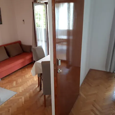 R&b Radalj * 마카르스카