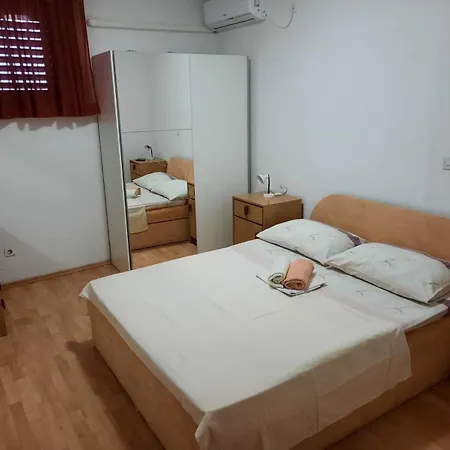 R&b Radalj 마카르스카