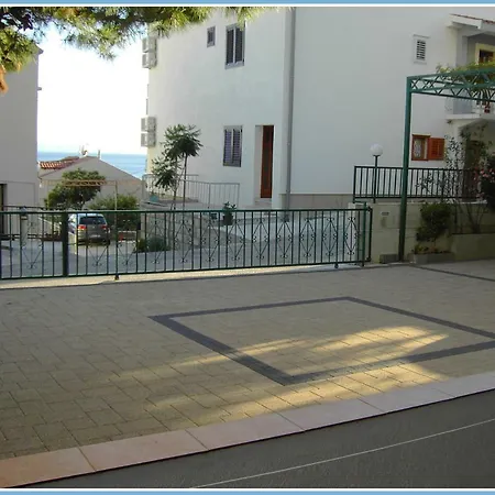 R&b Radalj 마카르스카