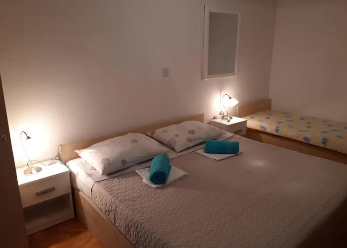 R&b Radalj Apartment Makarska