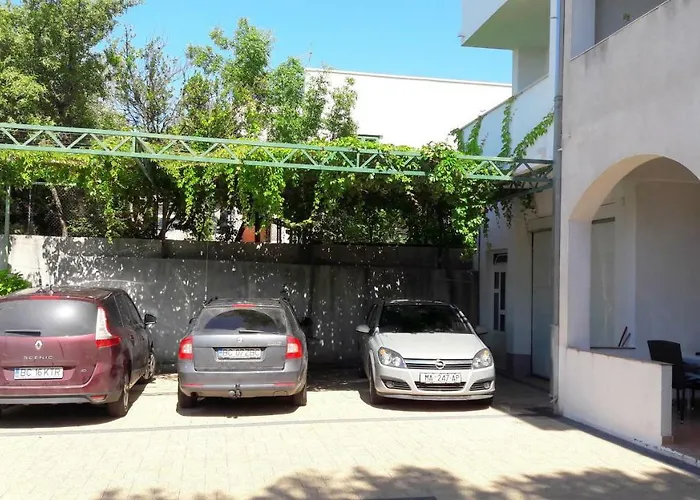 R&b Radalj Apartment