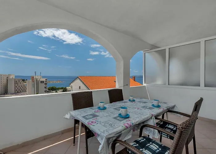 R&b Radalj * Makarska