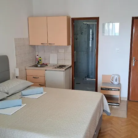Apartamento R&b Radalj *